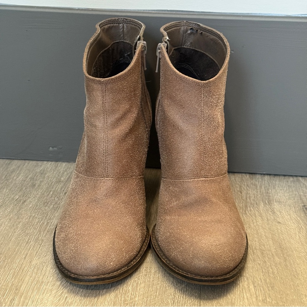 Jessica Simpson Taupe Ankle Booties, VGUC, Size 7.5
